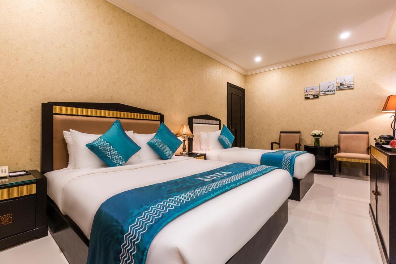 Ibiza Riverfront Da Nang Hotel Powered By Aston מראה חיצוני תמונה
