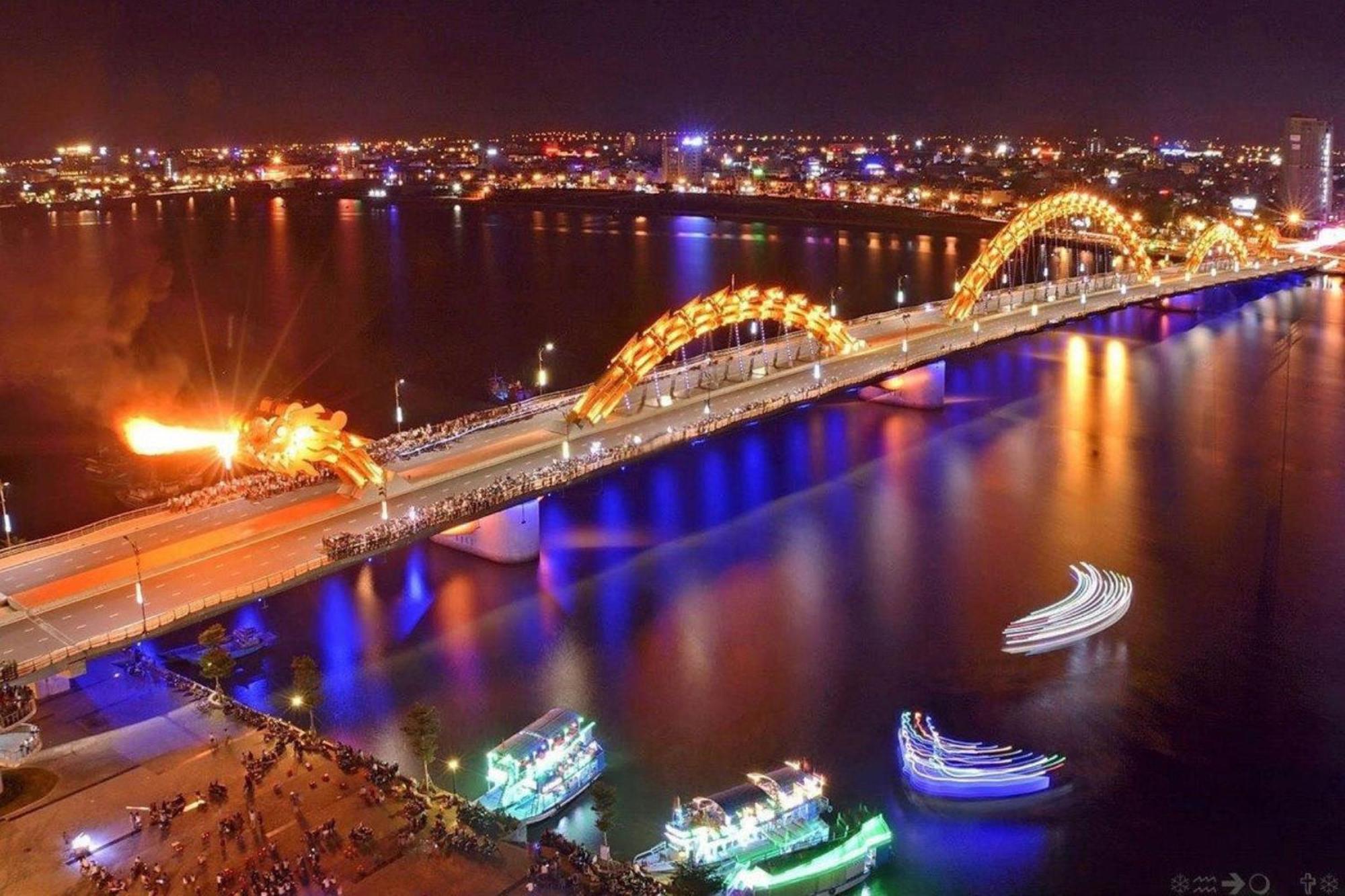Ibiza Riverfront Da Nang Hotel Powered By Aston מראה חיצוני תמונה