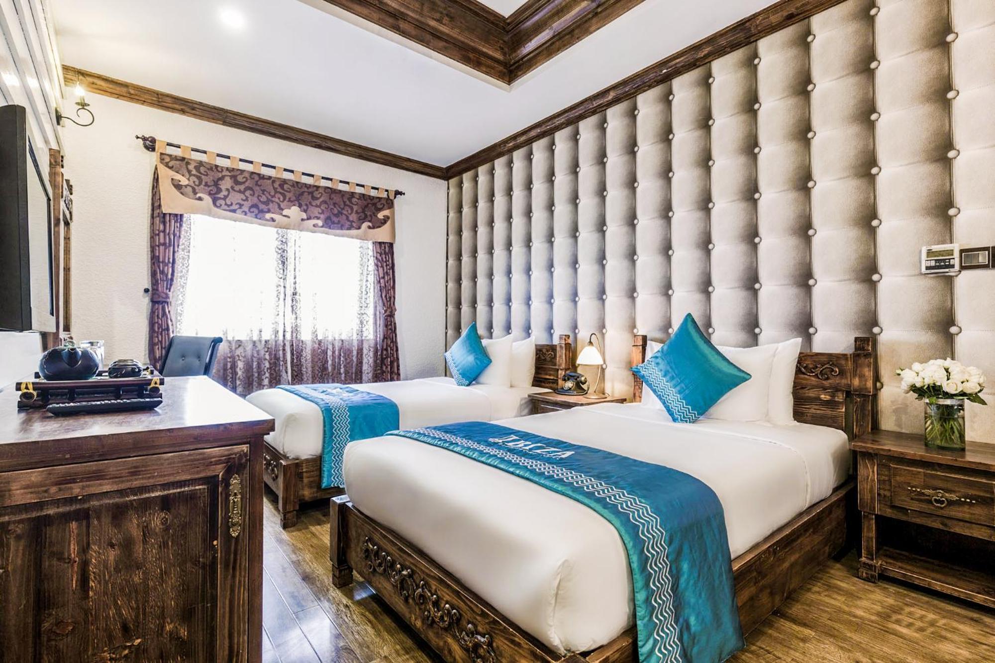 Ibiza Riverfront Da Nang Hotel Powered By Aston מראה חיצוני תמונה