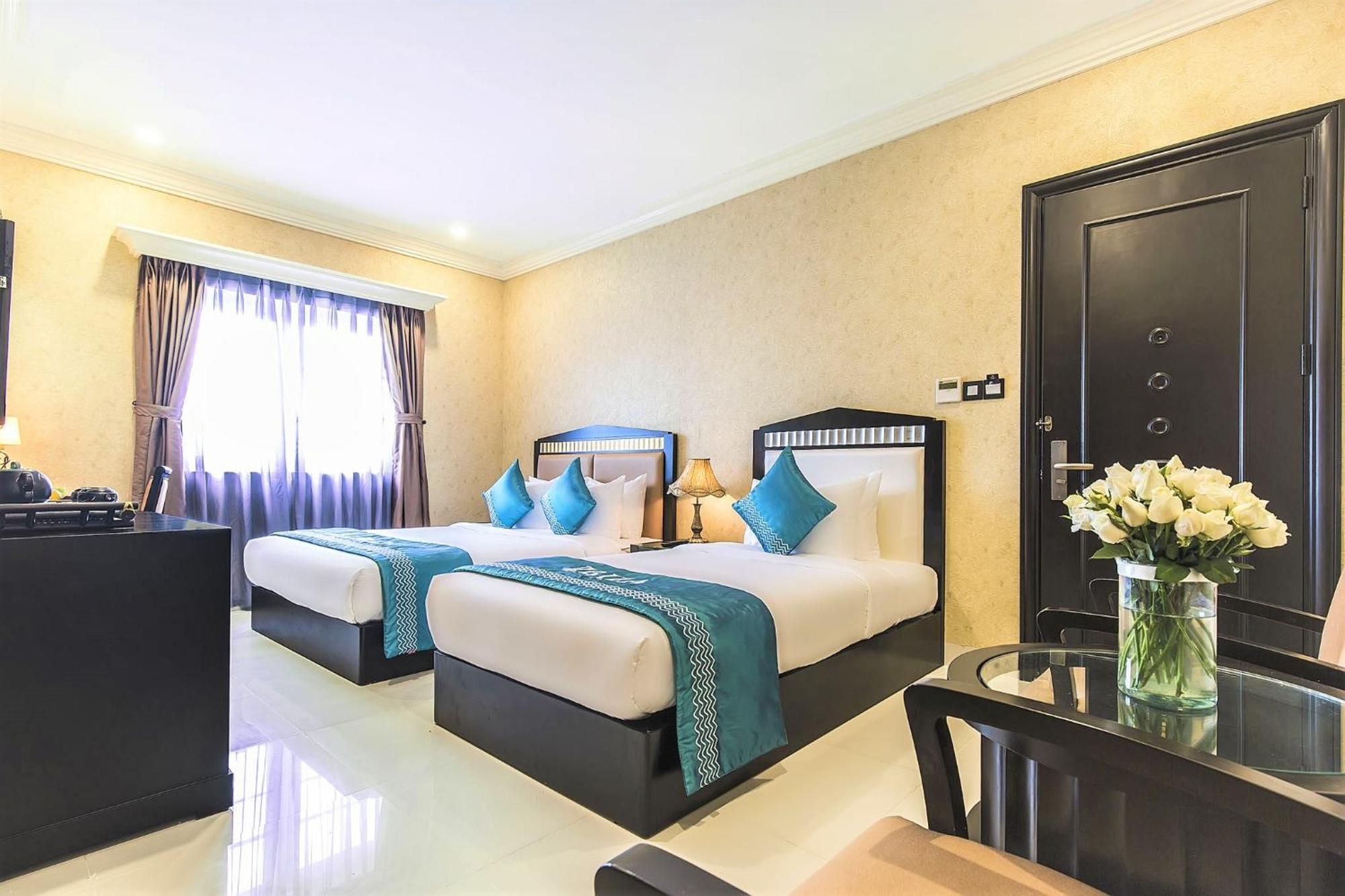 Ibiza Riverfront Da Nang Hotel Powered By Aston מראה חיצוני תמונה