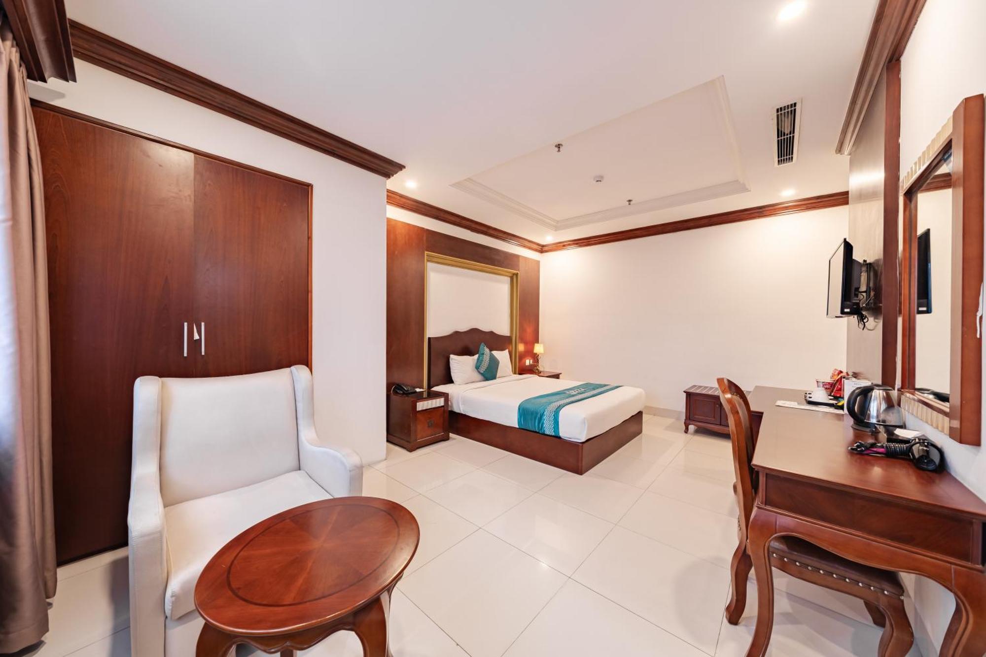 Ibiza Riverfront Da Nang Hotel Powered By Aston מראה חיצוני תמונה