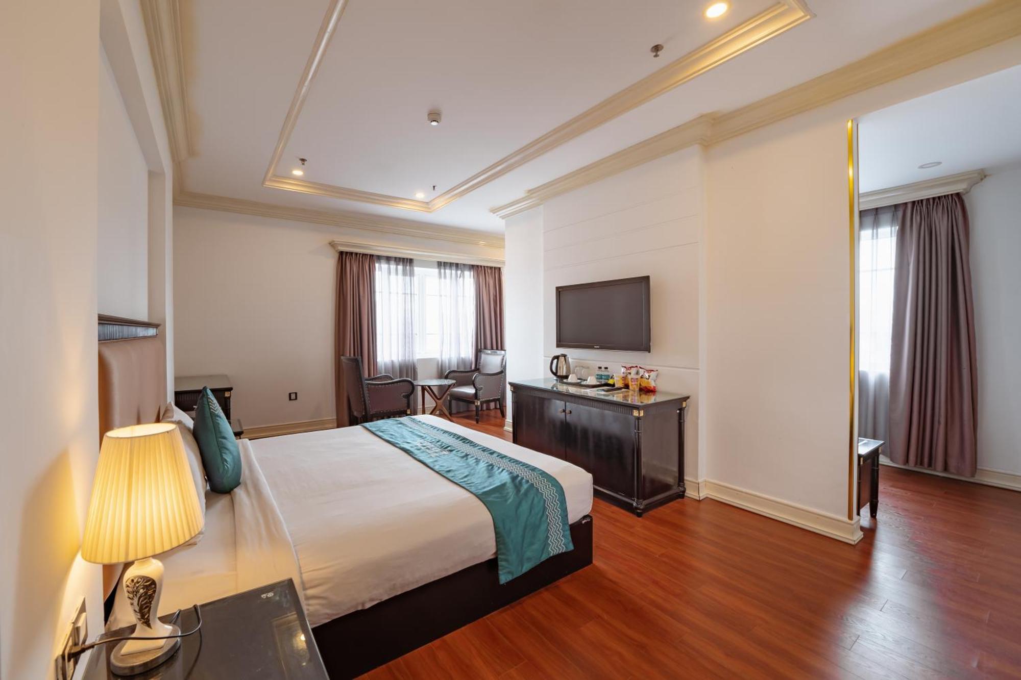 Ibiza Riverfront Da Nang Hotel Powered By Aston מראה חיצוני תמונה